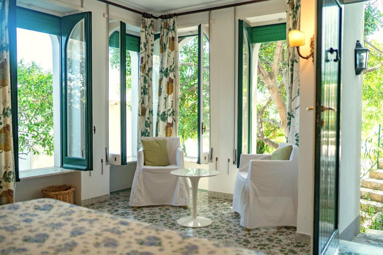 Charming Villa Capri Exterior photo